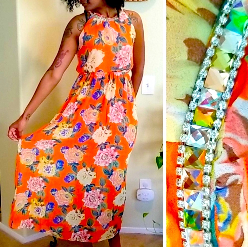 Sleeveless Dress - Picture 1 of 10